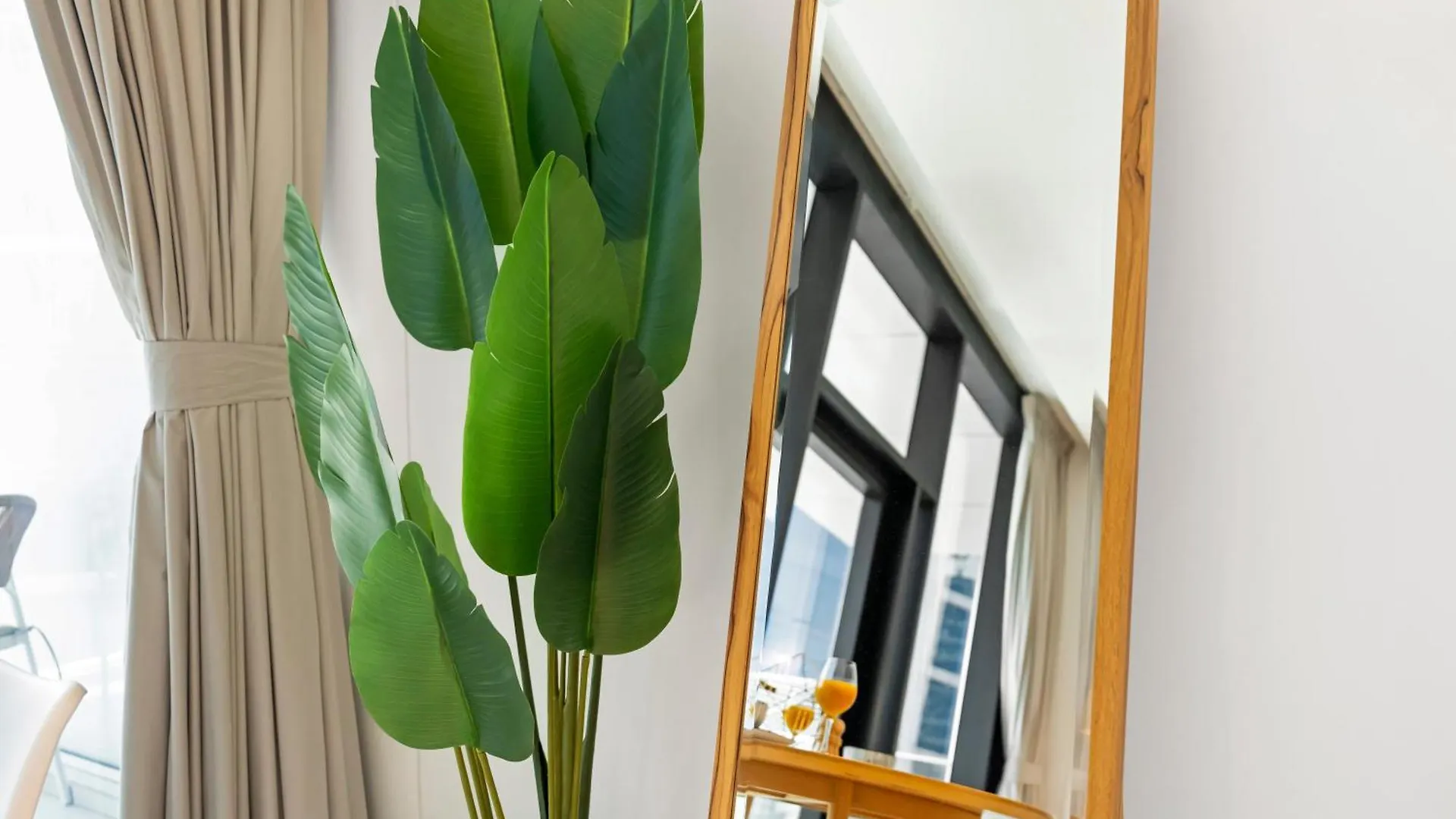 Apartment Lux Studio Near Burj Khalifa In Business Bay Dubai