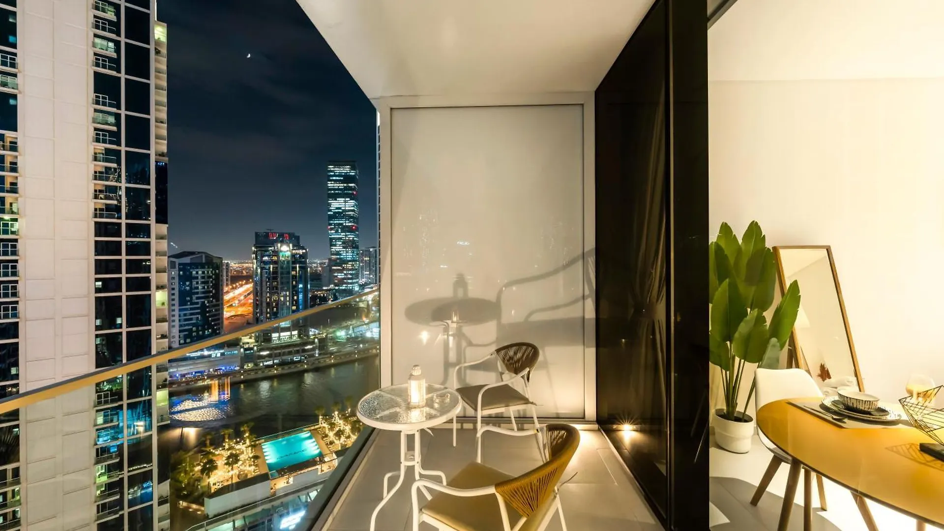 Apartment Lux Studio Near Burj Khalifa In Business Bay Dubai