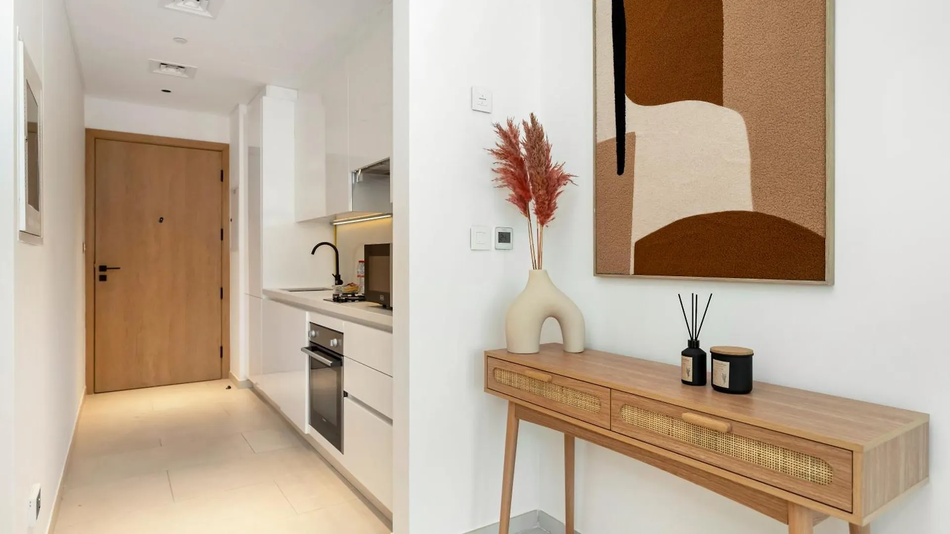 Lux Studio Near Burj Khalifa In Business Bay Dubai Lägenhet