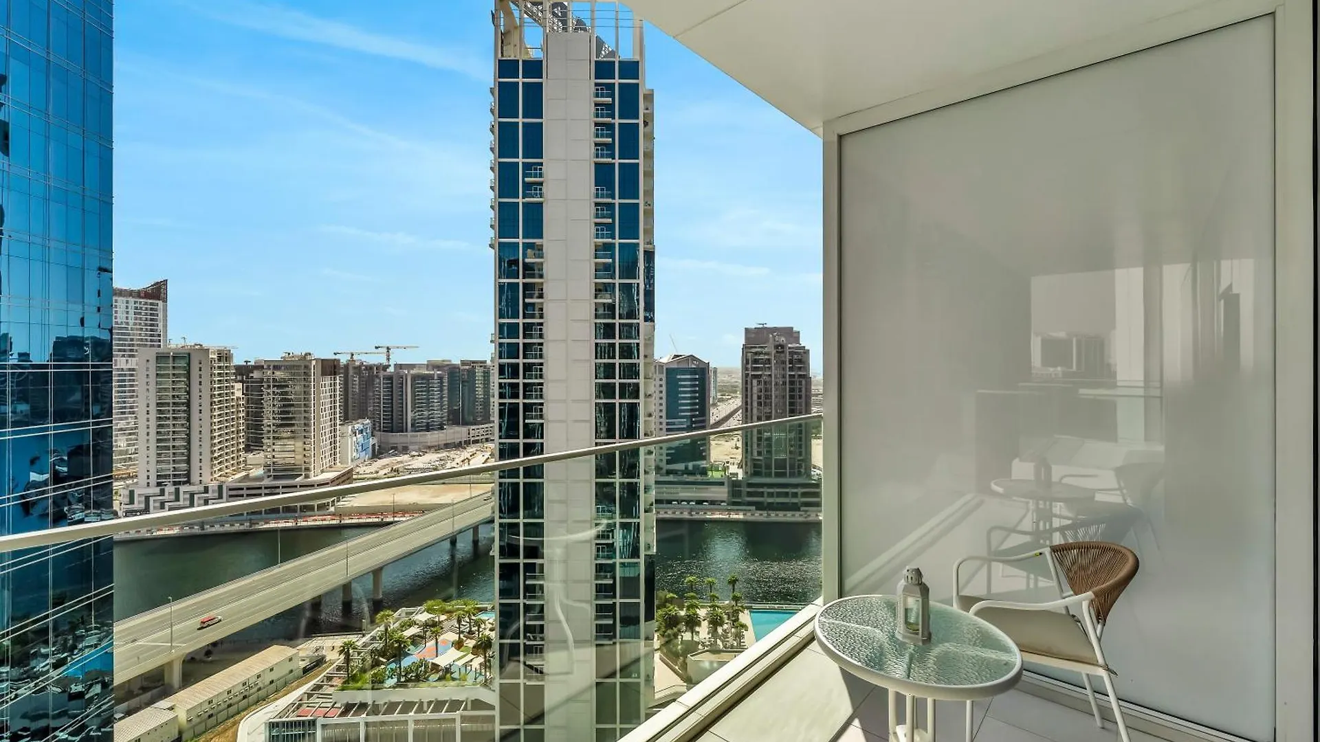 Apartment Lux Studio Near Burj Khalifa In Business Bay Dubai