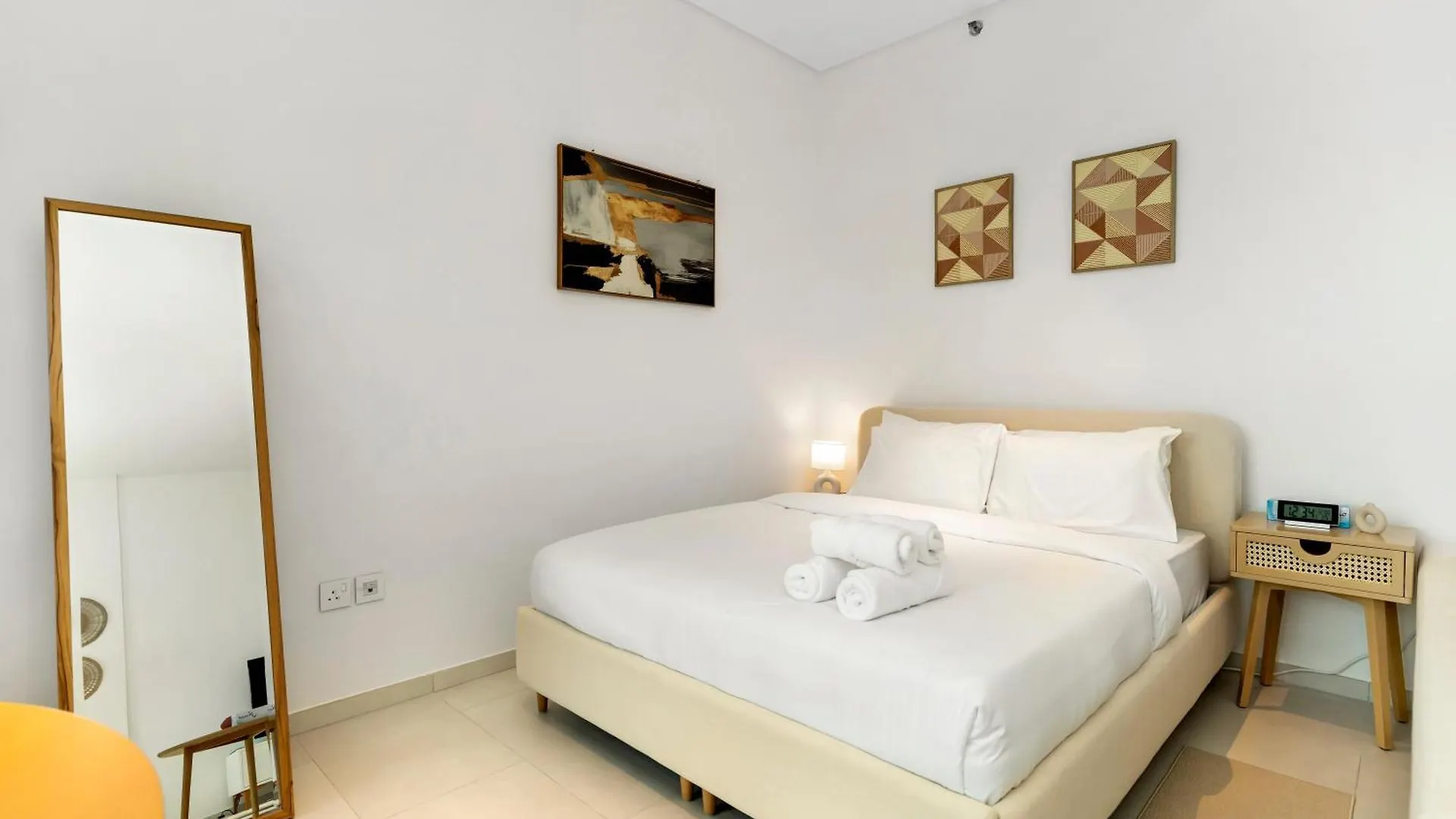 Lux Studio Near Burj Khalifa In Business Bay Dubai 0*,  United Arab Emirates